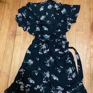 ABERCROMBIE wrap floral cute dress